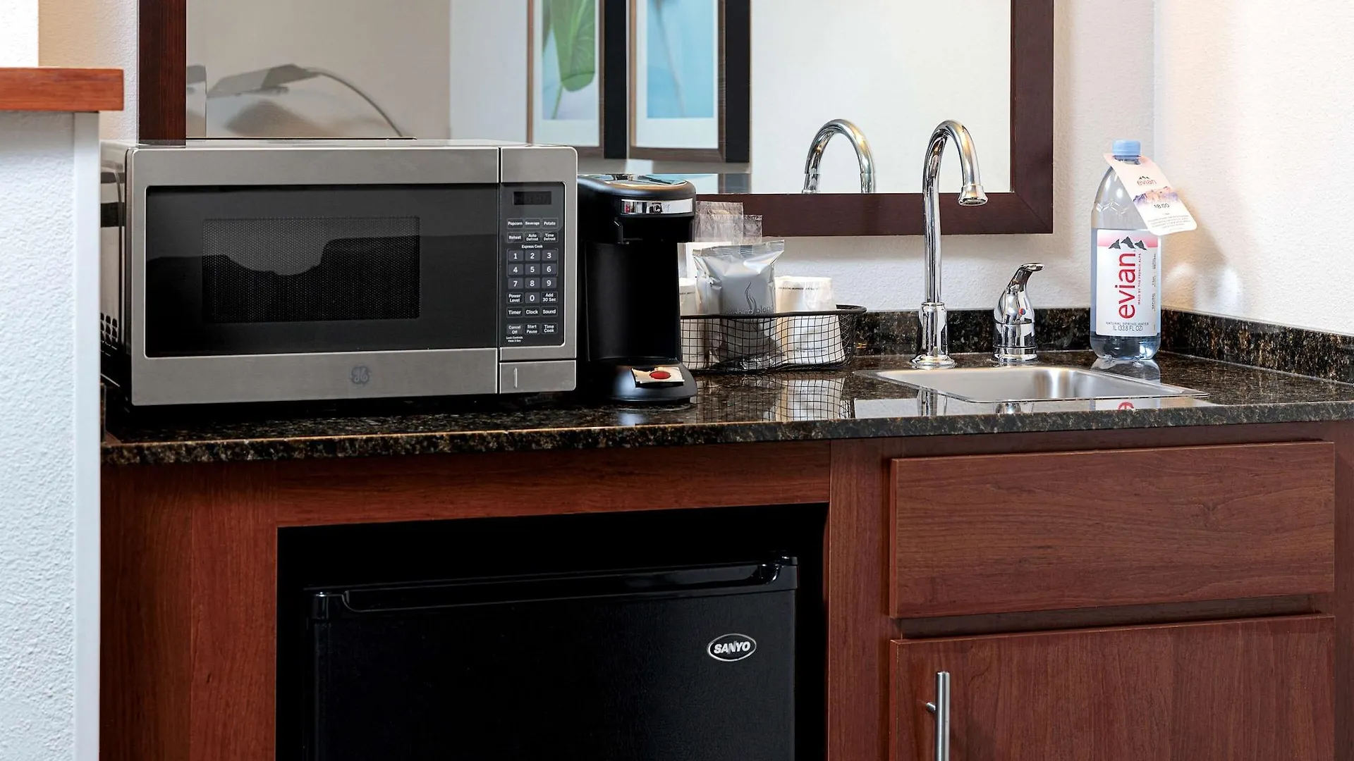 Hyatt Place Louisville-East