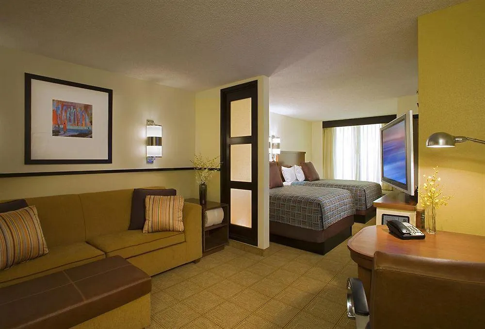 Hyatt Place Louisville-East 3*, Louisville